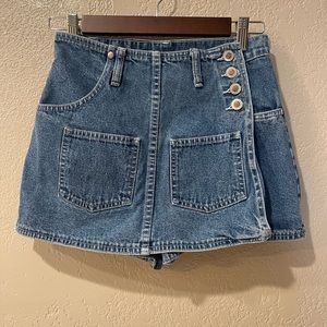 Vintage Levi’s silvertTab jean skort